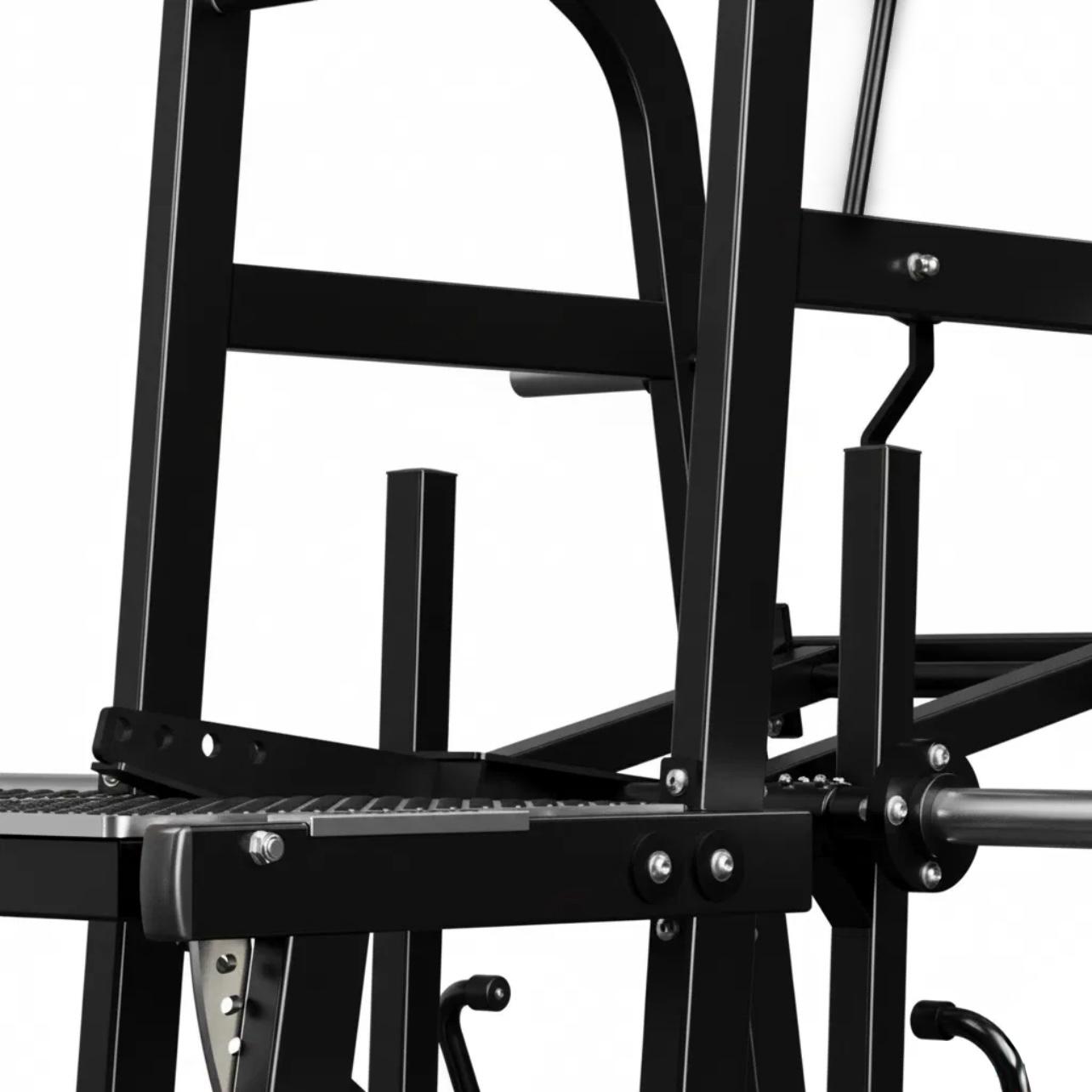 002 Belt Squat